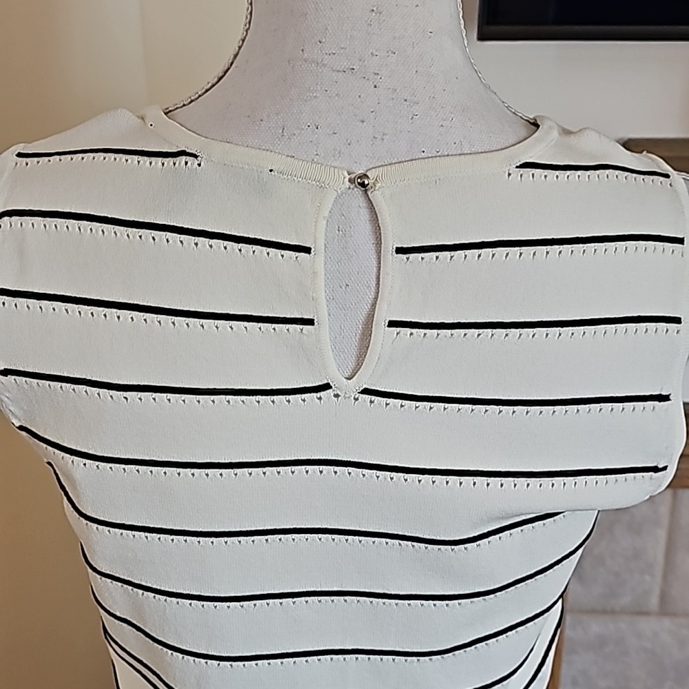 Whbm top - Picture 3 of 5